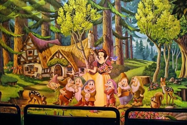 49you美图趣事 - 《白雪公主与七个小矮人》的故事原型