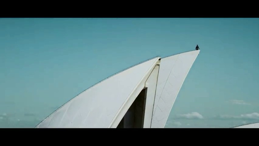 49you美图趣事 - 成龙新电影《机器之血》概念预告和剧照公布 打上悉尼歌剧院楼顶